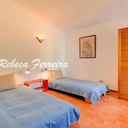 Da Marinha Apartment