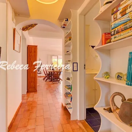 Da Marinha Apartment *